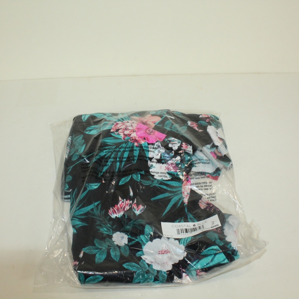 5 for $25 NWT Swimsuit Off Shoulder w/Ruffle M - Picture 2 of 8